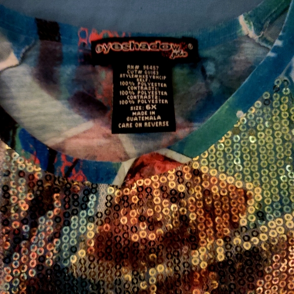 Girls Shirt size 6  Very sparly - Picture 11 of 14